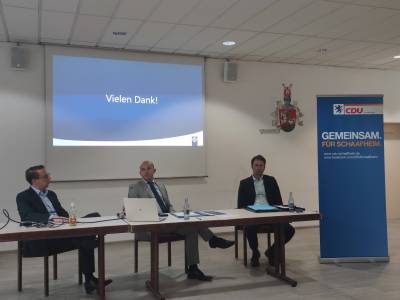Sascha Mmecke, Vorsitzender der CDU Schaafheim, Lutz Khler, Erster Kreisbeigeordneter, Daniel Rauschenberger, Brgermeister Schaafheim v.l.n.r.